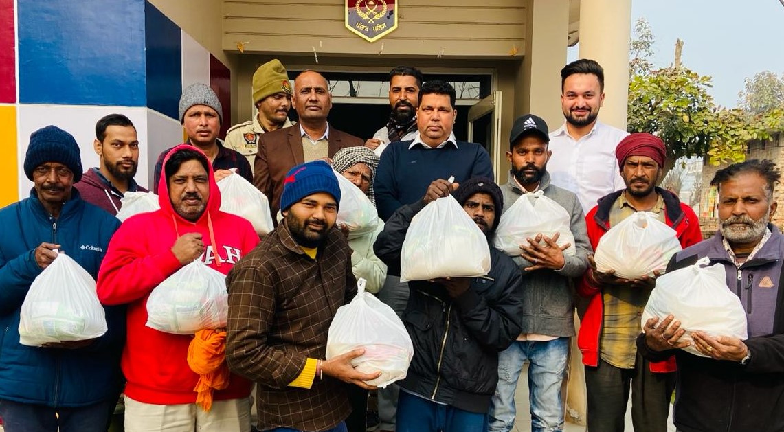 Nurmahal police Saanjh Kendra distributes ration.