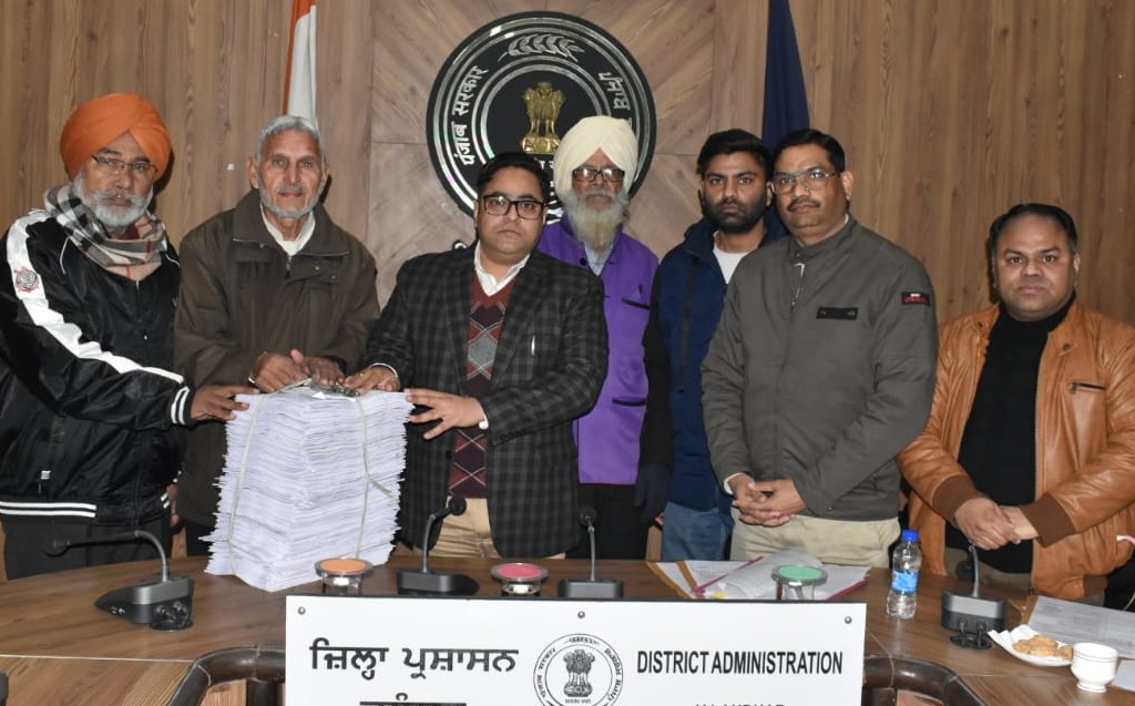 Final publication of  voter list released, total of 1638712 voters in Jalandhar      