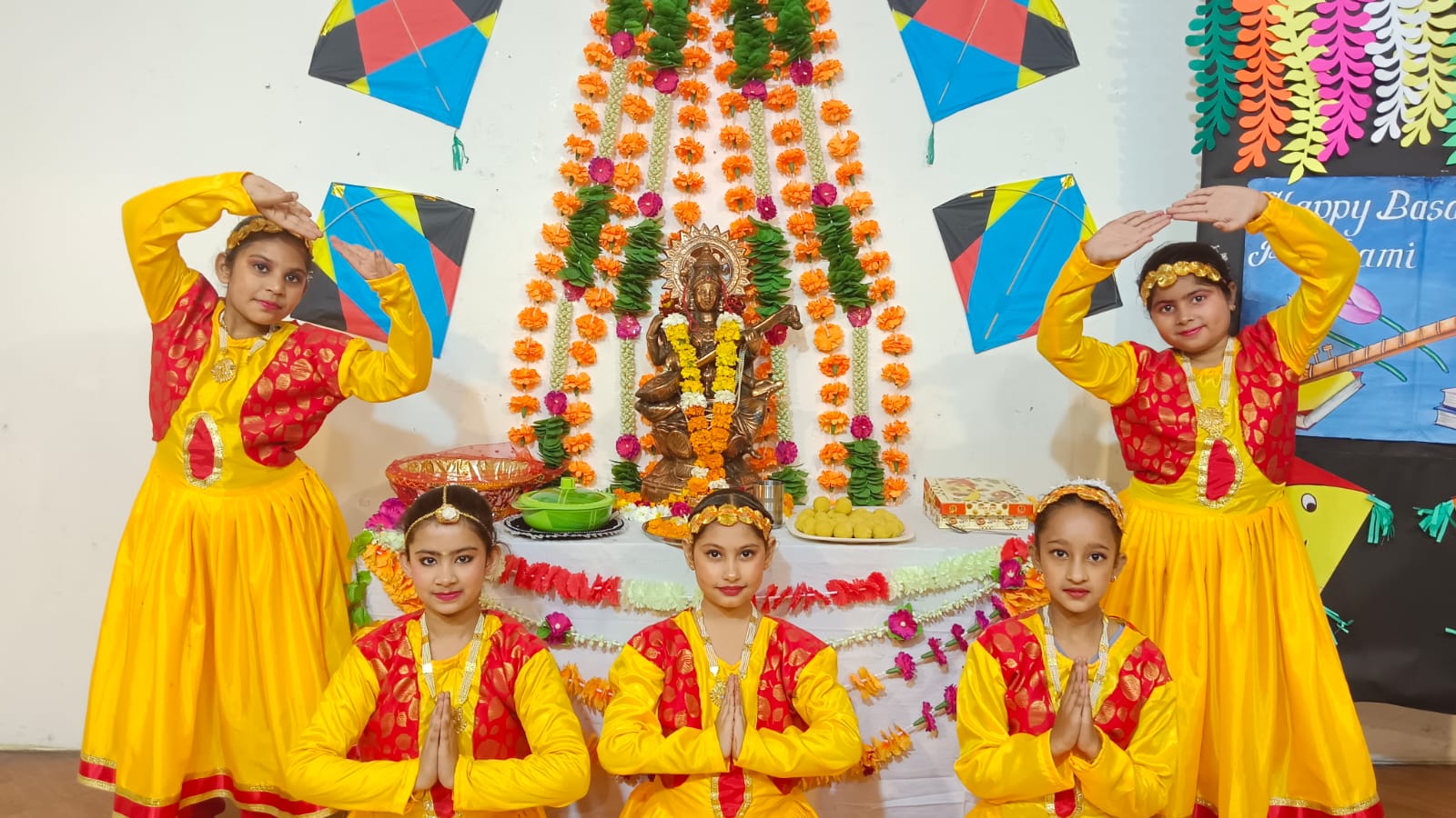 Basant Panchami and Republic Day celebrated with enthusiasm in Innocent Hearts