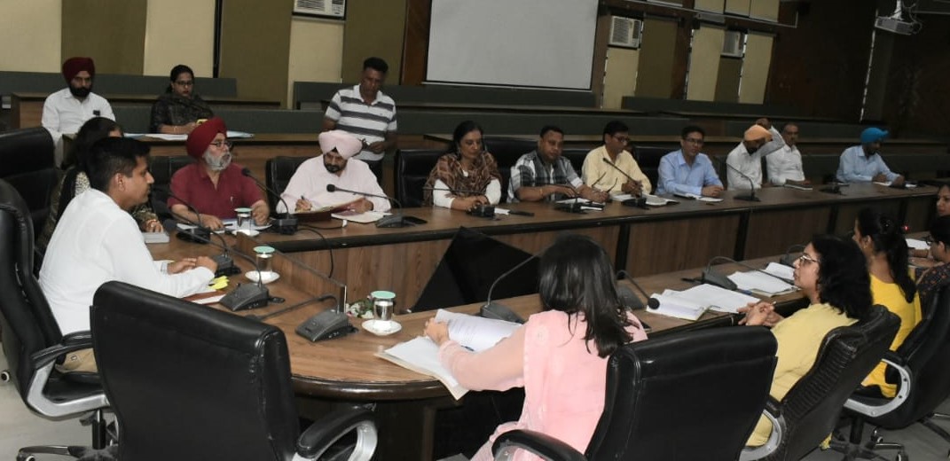 Prepare comprehensive plan to combat vector-borne diseases in the district- D.C.