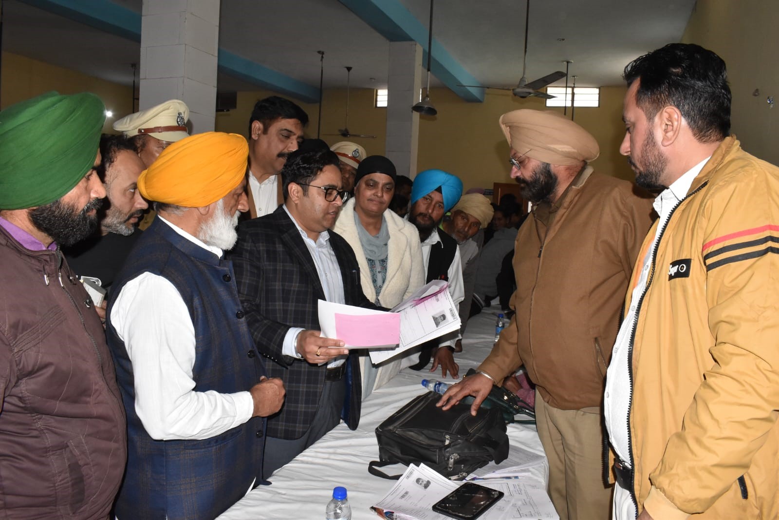DC meets farmers at villages; hails efforts to ensure zero stubble burning