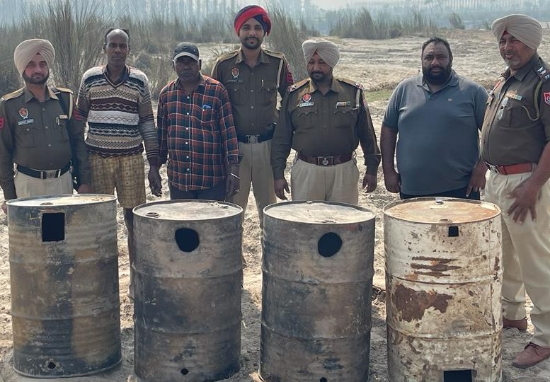 1400 KG raw liquor destroyed