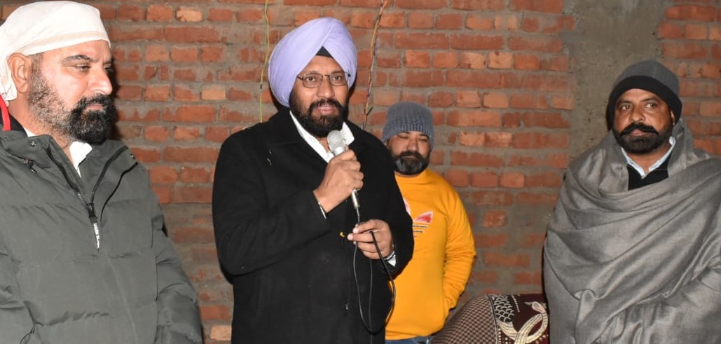 Balkar Singh announces Rs 4.5 lakh for Maharishi Valmiki ji temple