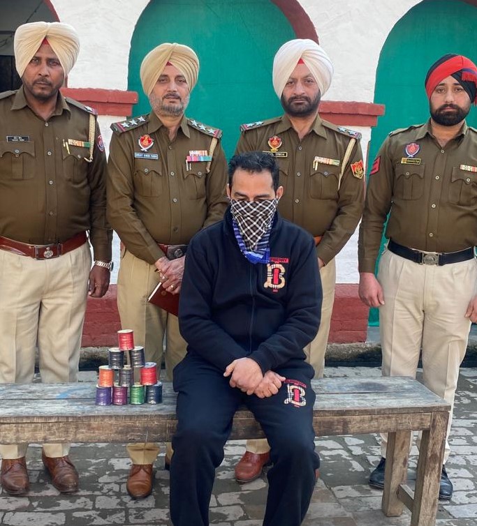 Lohian shopkeeper arrested for selling Chinese string.