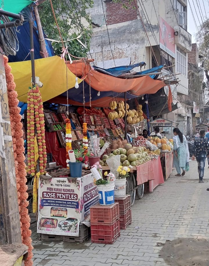 Encroachments increasing day by day in Nakodar as  civic body fail to act against violators