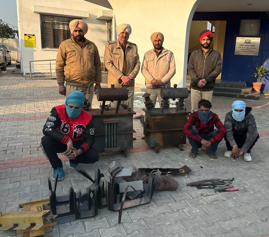 Transformers thieves’ gang busted; three arrested.