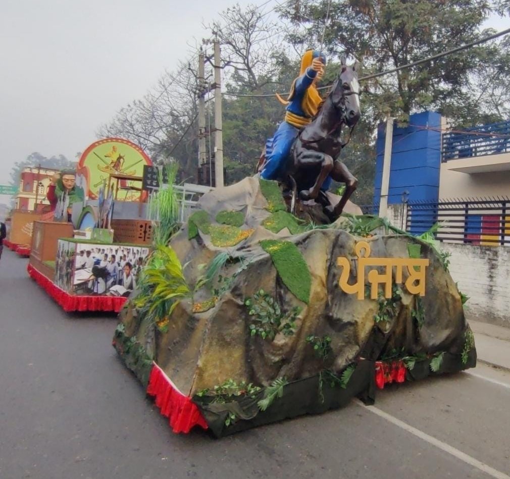  Nakodar, Phillaur people give rousing welcome to Punjab tableaux