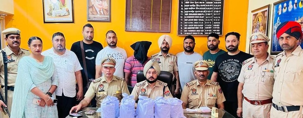 Notorious drug smuggler Kali  arrested with 9 KG heroin.  