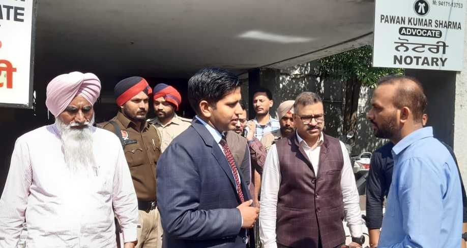 Deputy Commissioner reviews functioning at Jalandhar DAC