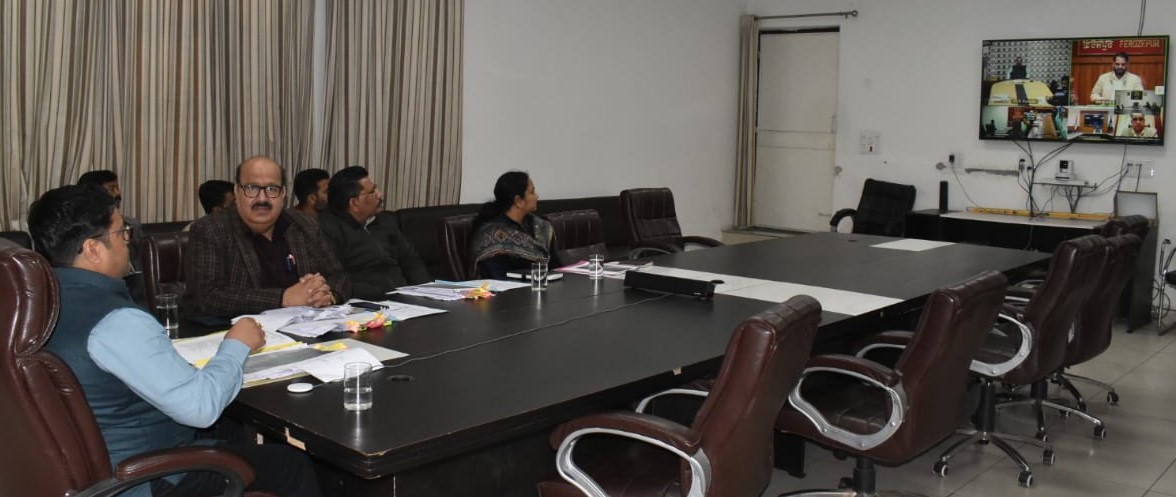DC orders revenue officers to speed up recoveries from willful defaulters.