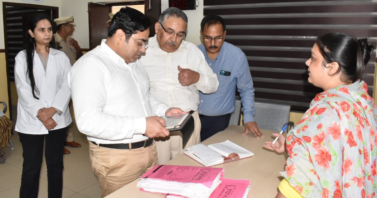 DC inspects AA clinics, interacts with staff, patients 