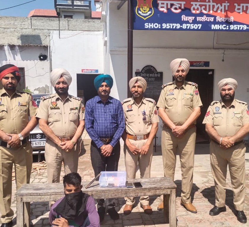Lohian Khas resident arrested for stealing cash