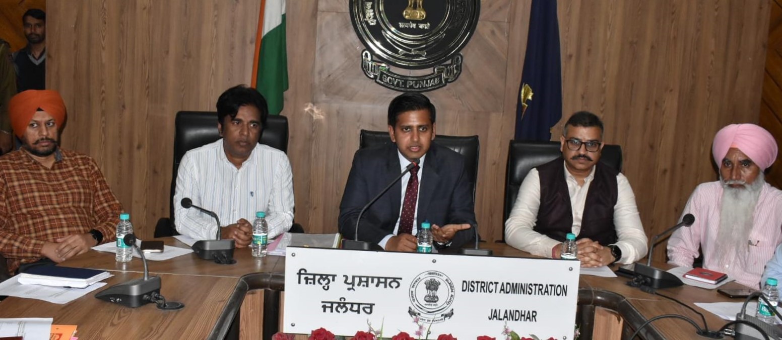 DC reviews preparation for Lok Sabha elections 2024