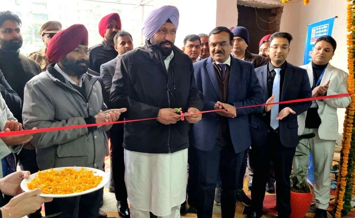 Banks should play proactive role in self-employment of youth: minister.